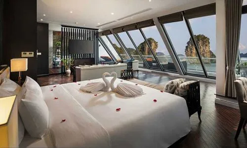 Stellar of the Seas cruises