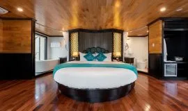 Moon Suite Cabin Halong Serenity Cruises