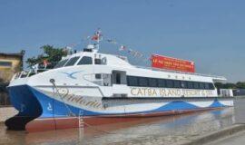 catba-island-resort-speed-boat