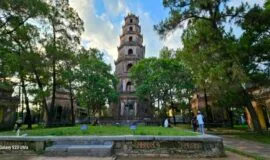 Thien-mu-pagoda-1024x478