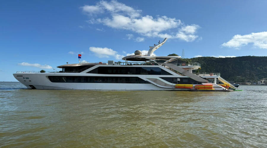 serenity-Grandeur-lan-ha